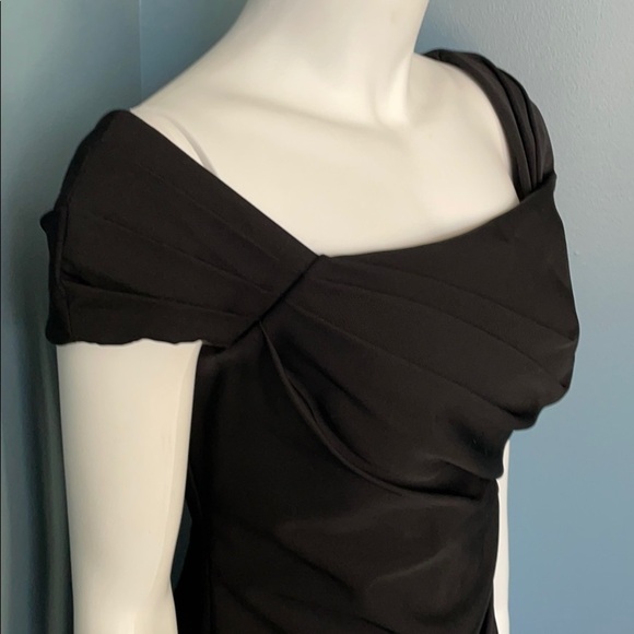 Tadashi Shoji Stunning Black Evening Dress size 6 - Picture 4 of 7